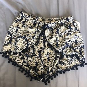 love&love pompom shorts